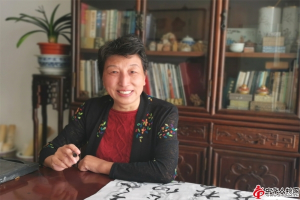 女书画家许国华：笔墨绘芳华，巾帼靓风雅